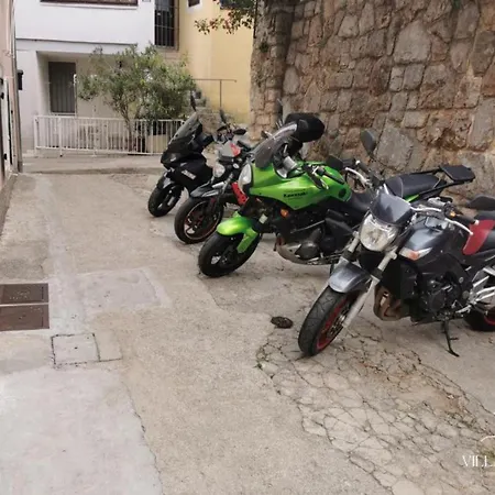 Volos Karmen With Roof Terrace, Sea View, Free Private Parking * オパティヤ