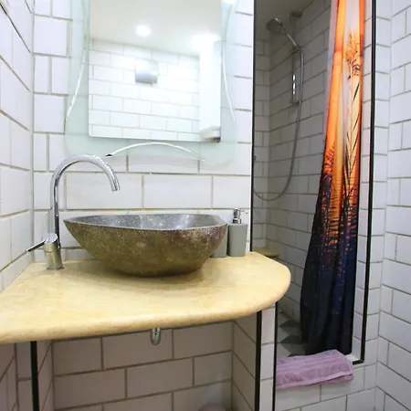 Volos Karmen With Roof Terrace, Sea View, Free Private Parking 奥帕提亚