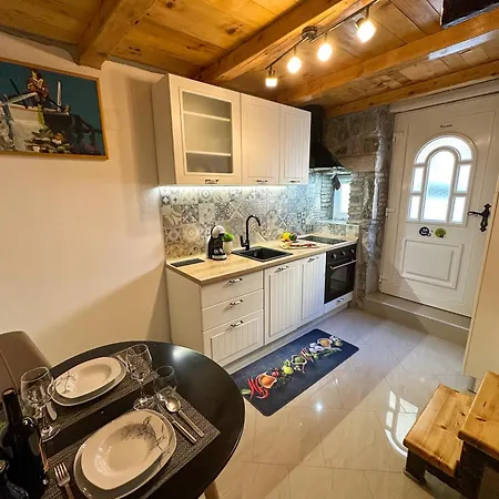 דירה Volos Karmen With Roof Terrace, Sea View, Free Private Parking *