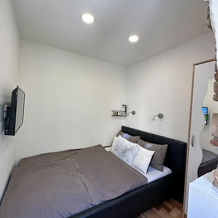 Volos Karmen With Roof Terrace, Sea View, Free Private Parking דירה *