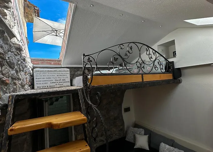 Apartment Volos Karmen With Roof Terrace, Sea View, Free Private Parking *