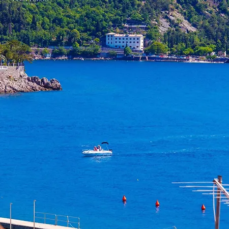 Volos Karmen With Roof Terrace, Sea View, Free Private Parking Lejlighed