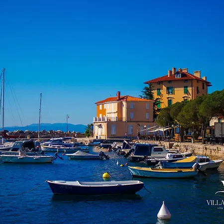 Apartmán Volos Karmen With Roof Terrace, Sea View, Free Private Parking