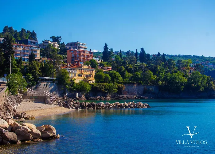 Volos Karmen With Roof Terrace, Sea View, Free Private Parking Apartmán